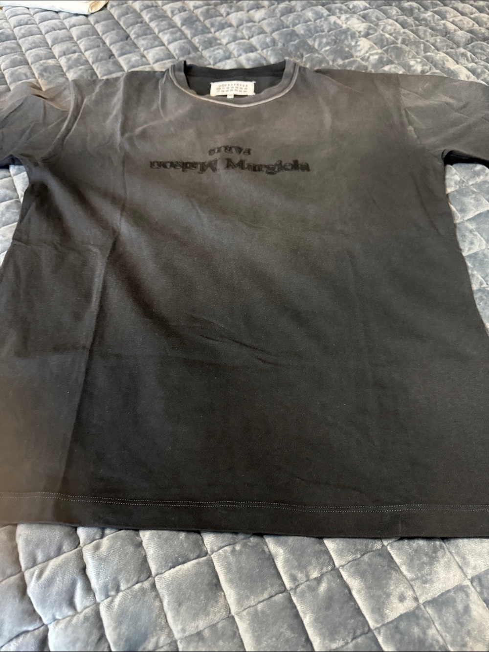 Maison Martin Margiela mens Black/gray Short Sleeve Logo Tee